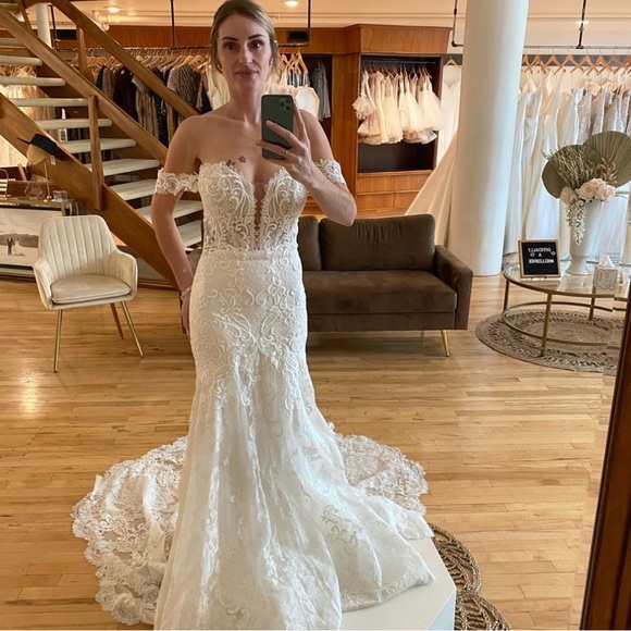 Martina Liana Dresses & Skirts - Martina Liana Wedding Dress